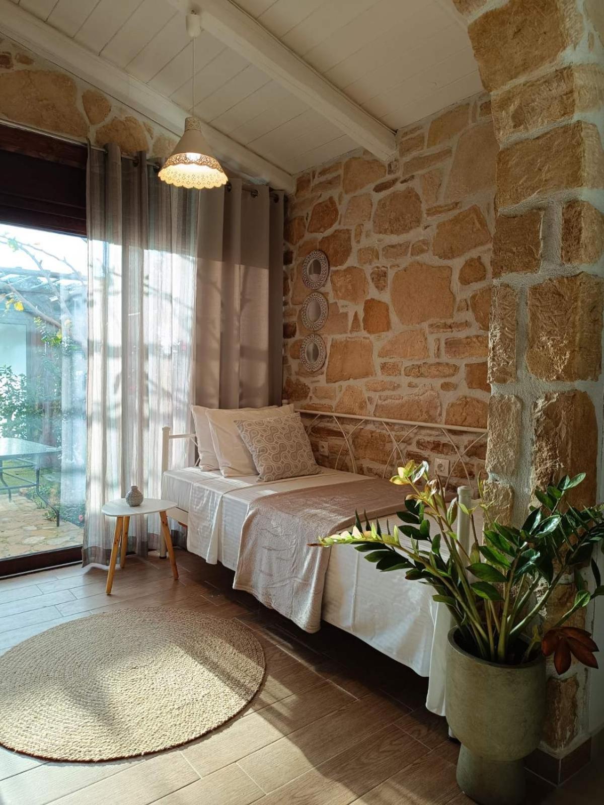 Studio Eleni - Oasis Holiday Houses Kokkinos Pyrgos Exterior foto