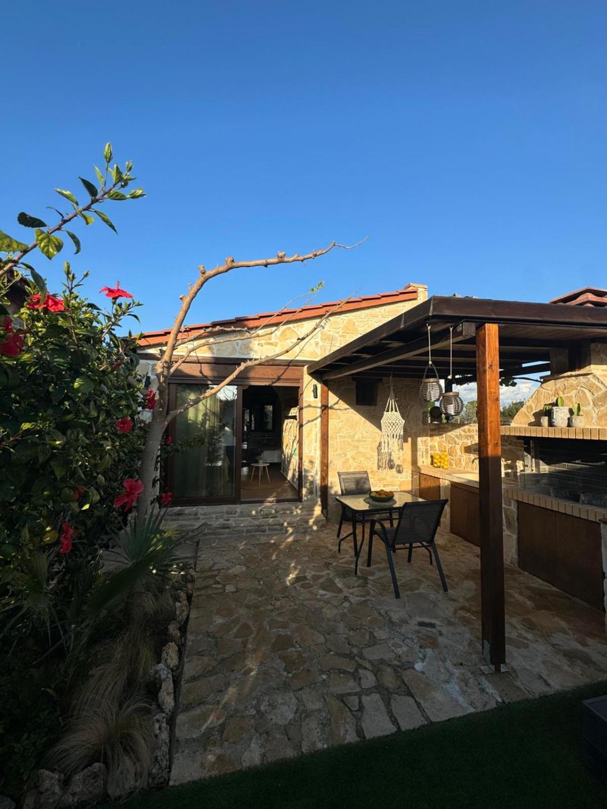 Studio Eleni - Oasis Holiday Houses Kokkinos Pyrgos Exterior foto